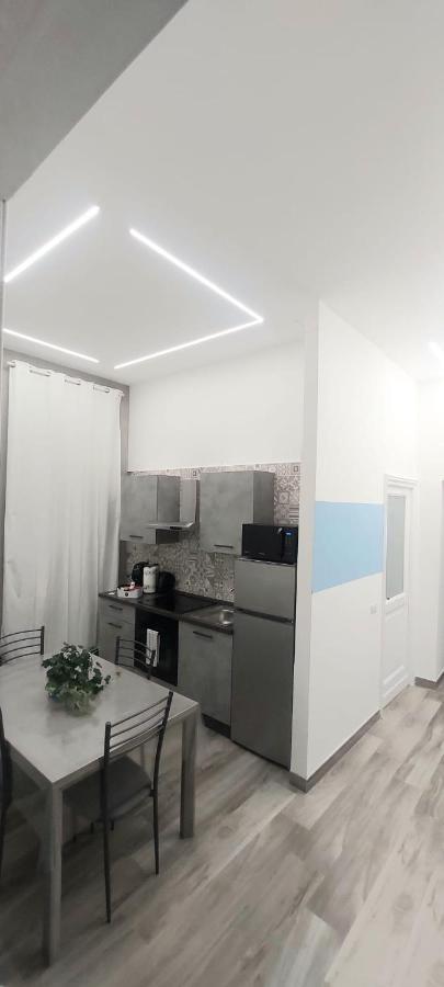 Casa Cosmedin Apartamento Nápoles Exterior foto